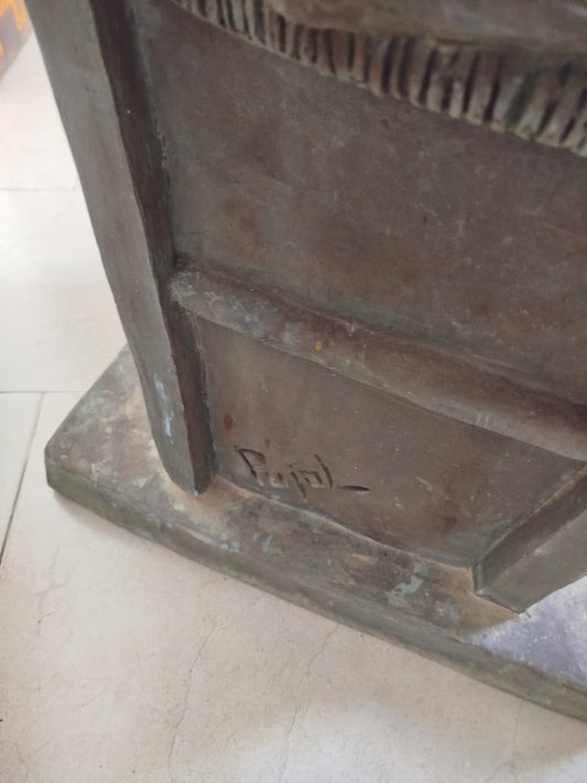 El guitarrista — Escultura en bronce